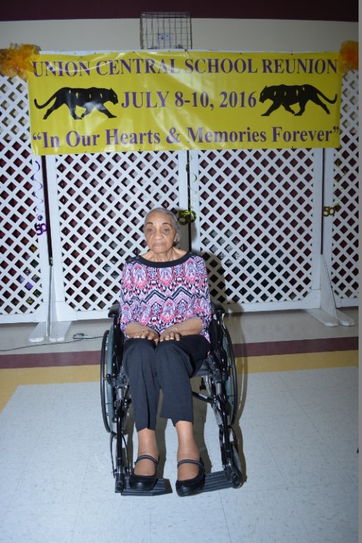 Mae Stewart, oldest participant at reunion.