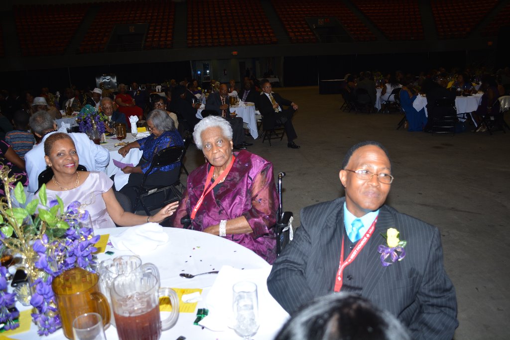 LaRita Williams, Mrs. Lottie Haynes (second oldest participant at reunion) & Rev. Henry Yearby